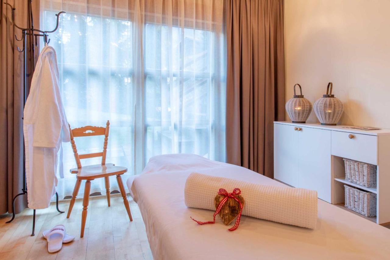 שרונס Hotel Montafoner Hof מראה חיצוני תמונה