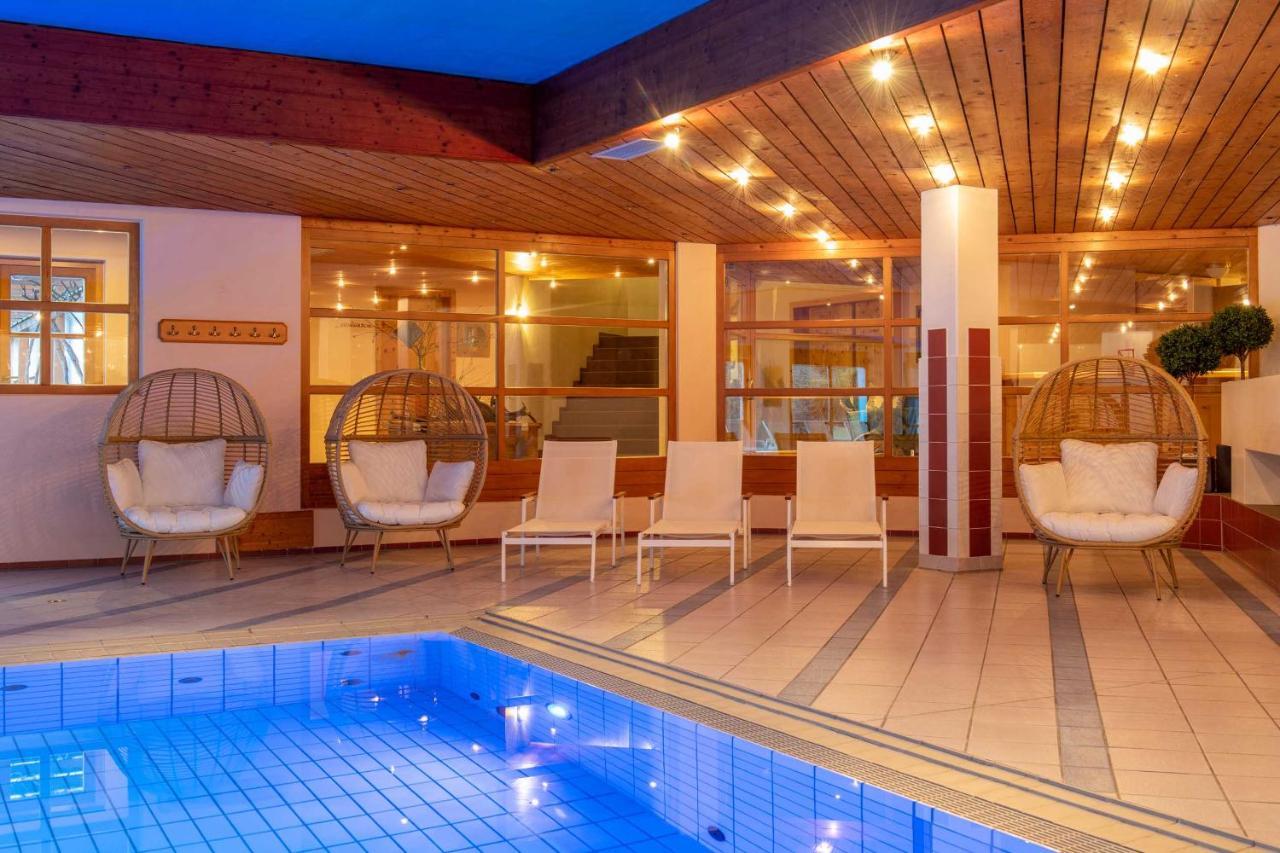שרונס Hotel Montafoner Hof מראה חיצוני תמונה