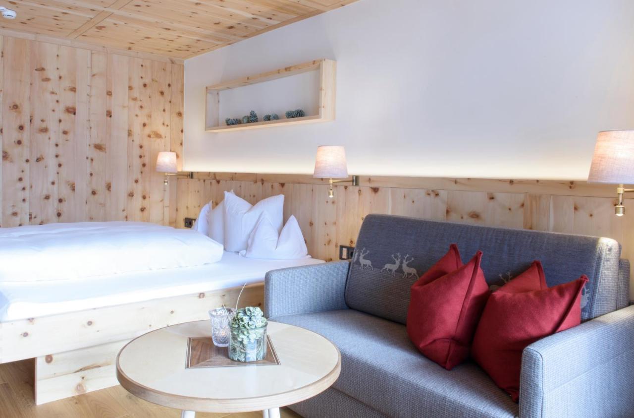 שרונס Hotel Montafoner Hof מראה חיצוני תמונה