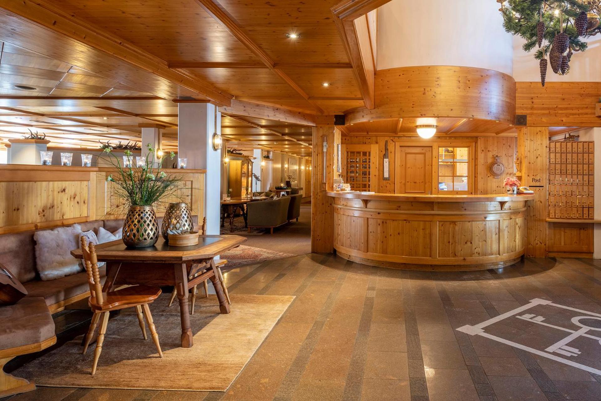 שרונס Hotel Montafoner Hof מראה חיצוני תמונה