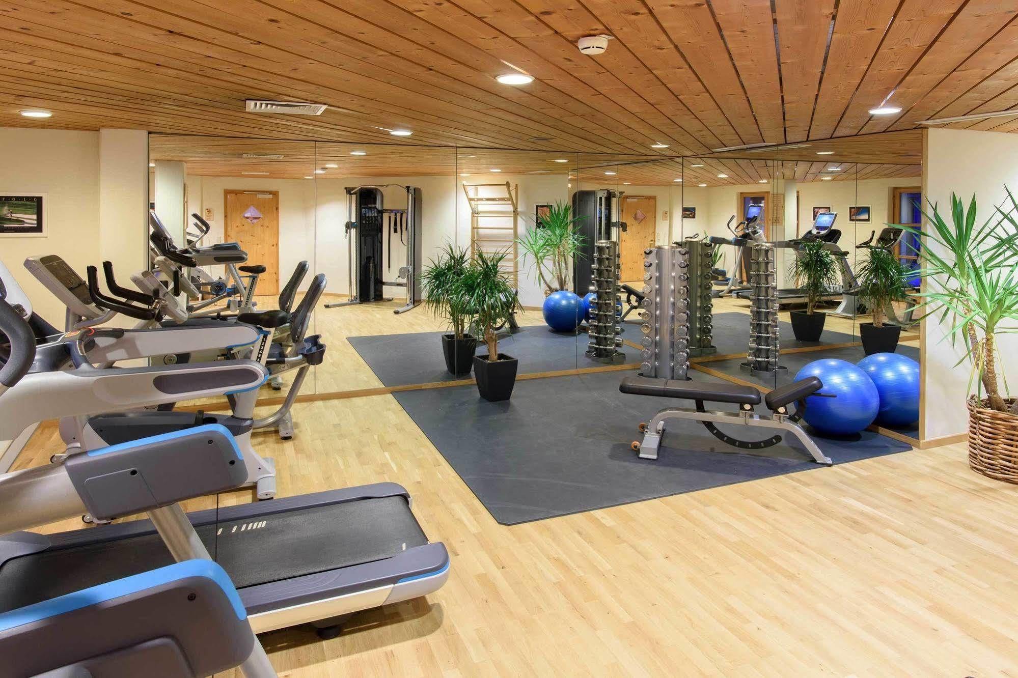 שרונס Hotel Montafoner Hof מראה חיצוני תמונה